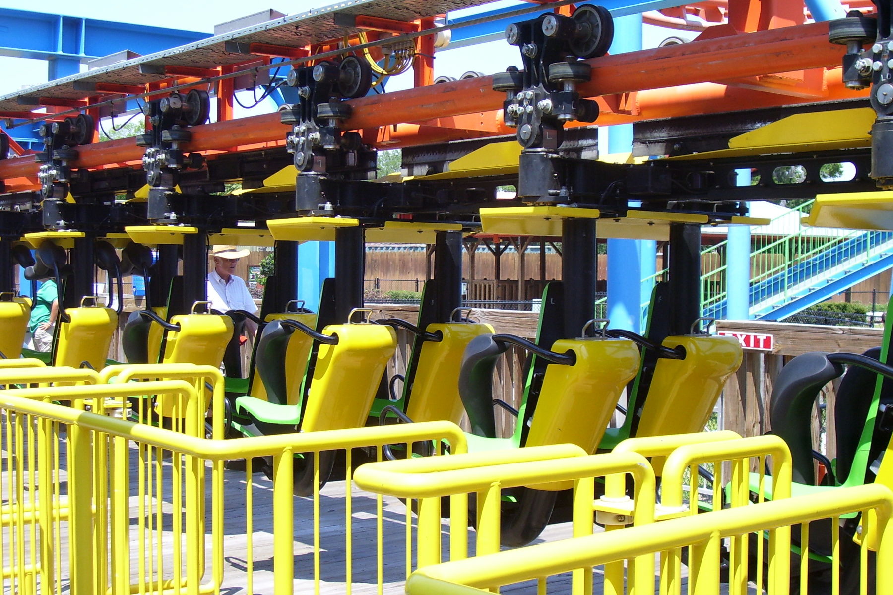 Suspended Family Coaster Vekoma Rides Manufacturing BV